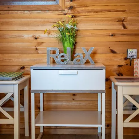 Κάμπινγκ Geraghtys Farmyard Pods