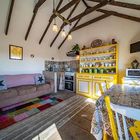 Geraghtys Farmyard Pods Belmullet