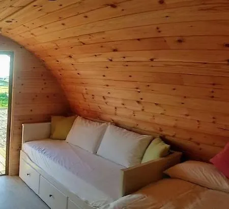 Camping Geraghtys Farmyard Pods Belmullet