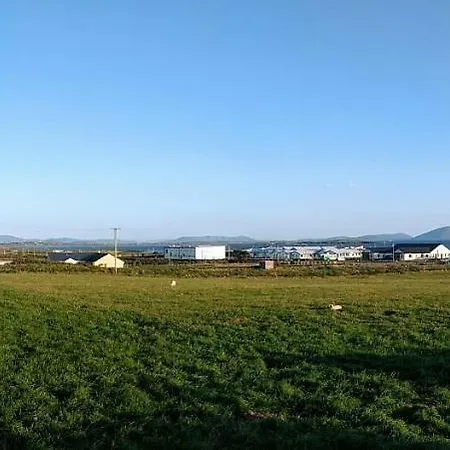 Κάμπινγκ Geraghtys Farmyard Pods