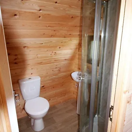 Geraghtys Farmyard Pods * Belmullet