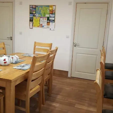 Geraghtys Farmyard Pods Camping Belmullet