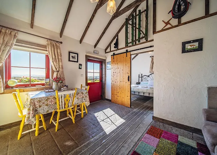 Geraghtys Farmyard Pods Кемпинг