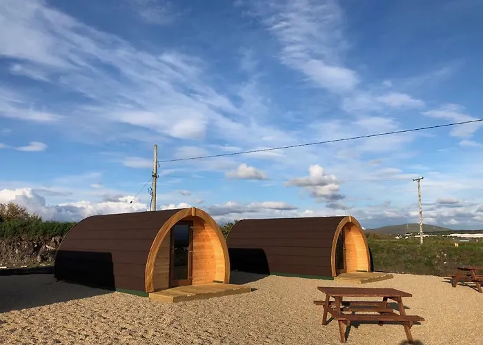 Geraghtys Farmyard Pods Кемпинг Белмаллет